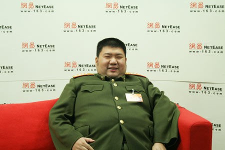 마오쩌둥 손자 마오신위 소장, 뚱뚱해서 군 승진 가능할까