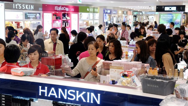 Customers shop at a Lotte Duty Free store in Seoul.   Lotte Duty Free
Customers shop at a Lotte Duty Free store in Seoul.   Lotte Duty Free