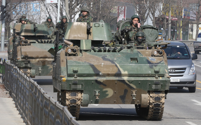 SHOW OF RESOLVE -- K-200 armored vehicles drive through Yangju, Gyeonggi Province, during the ongoing South Korea-U.S. Key Resolve/Foal Eagle drills on Monday. Yonhap