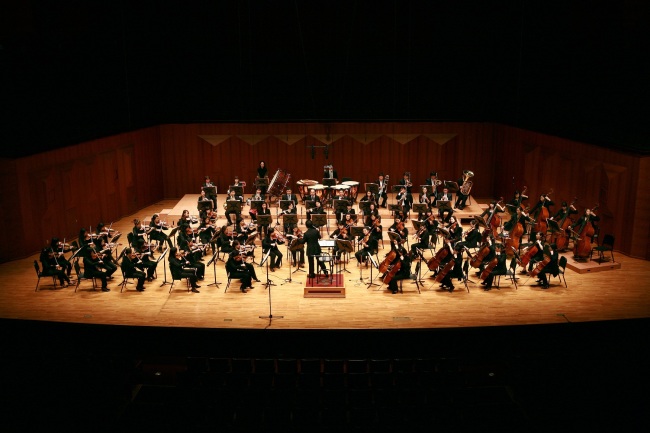 Asian Classical Players orchestra.    Woon-Hyung Lee Foundation
Asian Classical Players orchestra.    Woon-Hyung Lee Foundation