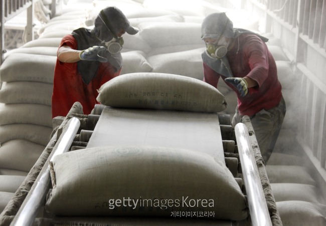 중국 후베이성 시멘트 공장. 사진=게티이미지