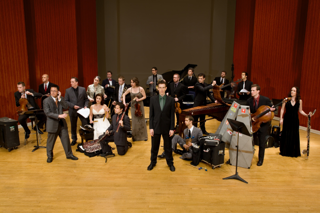 New York-based contemporary music chamber orchestra “Alarm Will Sound.” Courtesy of Ear To Mind
New York-based contemporary music chamber orchestra “Alarm Will Sound.” Courtesy of Ear To Mind