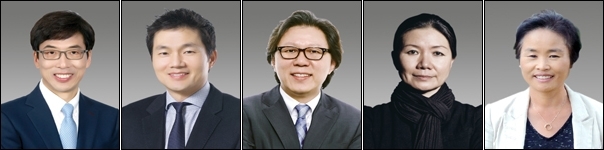 (왼쪽부터)천진우 연세대 언더우드 특훈교수(53, 과학상), 김창진 미국 UCLA 교수(57, 공학상), 김성훈 서울대 교수(57, 의학상), 김수자 현대미술작가(58, 예술상), 백영심 간호사(53, 사회봉사상).