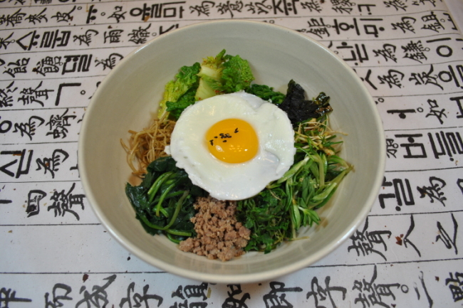 덕산 리솜스파캐슬 봄나물비빔밥[사진=리솜리조트 제공]