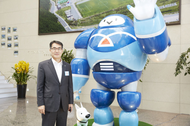 Yang Seong-kwan, chief manager of the creative content financing department at IBK.   IBK