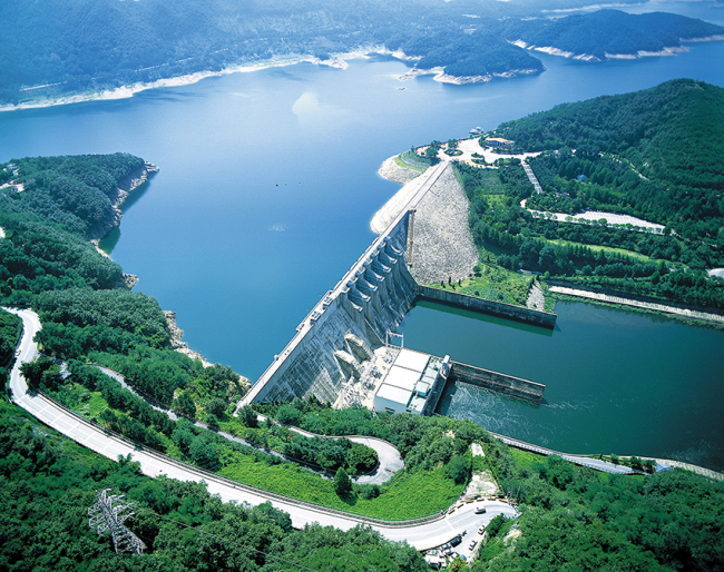 The multipurpose Daecheong Dam in Daejeon is responsible for flood control, water supply and hydroelectric power generation. K-water