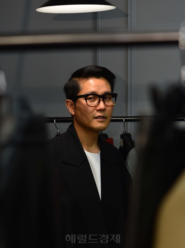 한상혁 디자이너. 사진=윤병찬 기자/yoon4698@heraldcorp.com