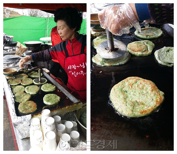 매생이 반죽에 각종 견과류를 넣어 부친 호떡은 거금대교 입구 포장마차에서 맛볼 수 있다. 사진=(고흥)김아미 기자/amigo@heraldcorp.com