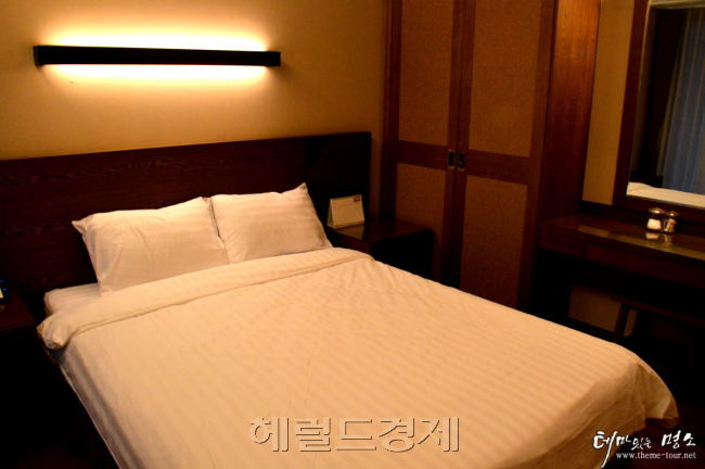 28평형의 침대방    남민 기자/suntopia@heraldcorp.com