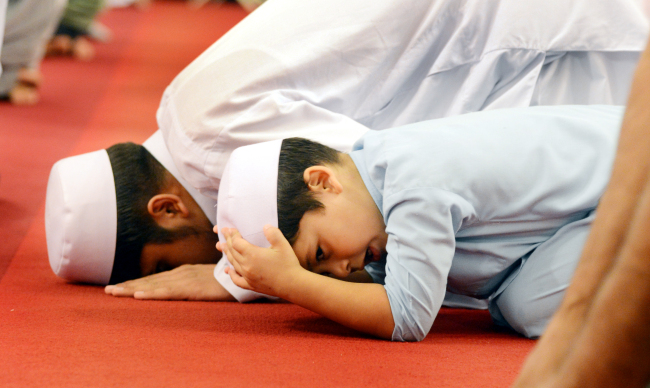 The number of Muslims is growing steadily in Korea.    The Korea Herald