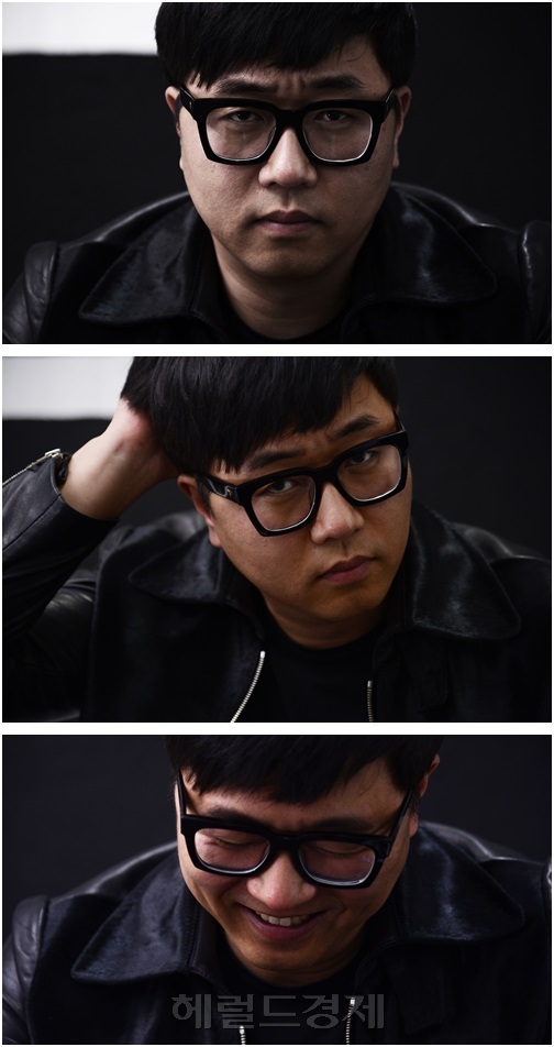 신재희에게 “이마에 잡힌 주름이 멋있다”고 인상을 써보라 하자 오히려 멋쩍은 웃음을 지어 보인다. [사진=박해묵 기자/mook@heraldcorp.com]