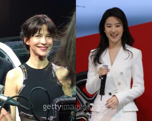 상하이모터쇼를 찾은 여배우들. 소피 마르소(왼쪽), 류이페이. [사진=게티이미지/금호타이어 제공]