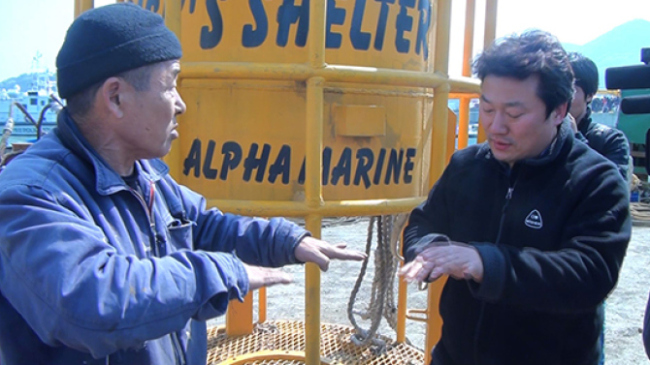 A scene from documentary “The Truth Shall Not Sink With Sewol” screened at the 2014 Busan International Film Festival.   Cinema DAL