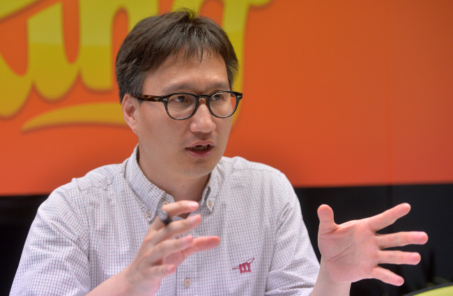 King Korea managing director Brian Oh speaks during an interview with The Korea Herald at his office in Seoul last week.   Lee Sang-sub/The Korea Herald
