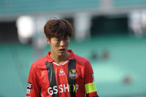 전남의 자책골을 이끌어낸 서울의 고명진선수 ⓒFC서울