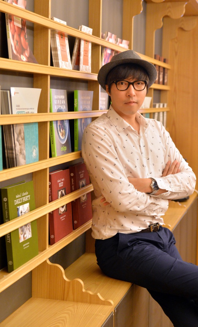 Na Dong-hyun, who uses the alias “Great Library” on YouTube Lee Sang-sub/The Korea Herald