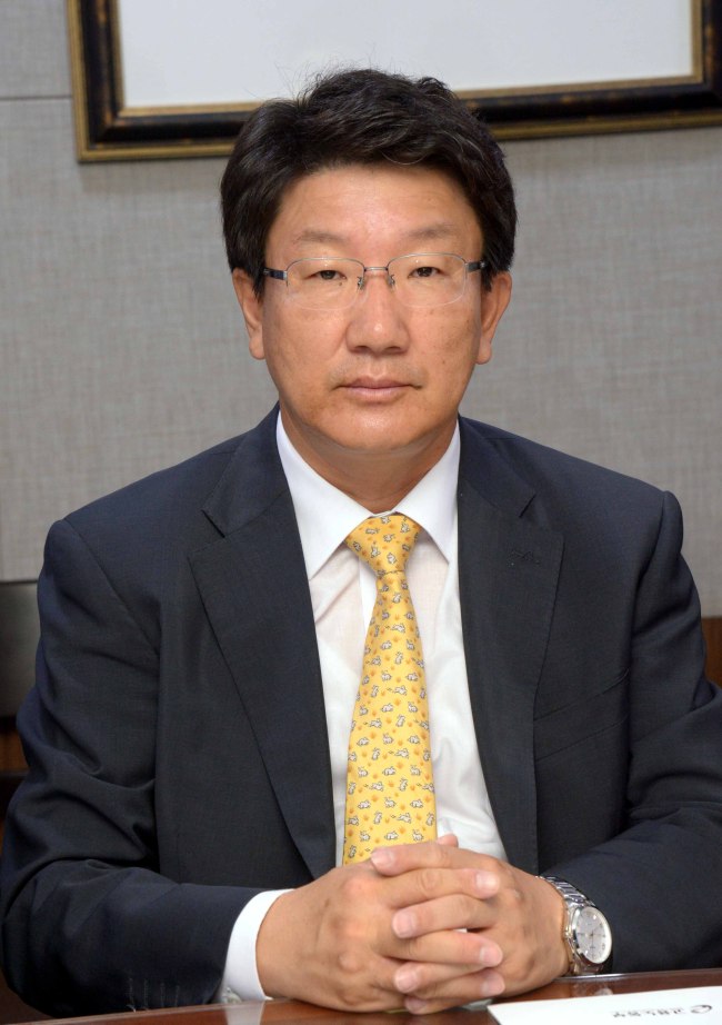 국회의원 권성동<br />정희조 기자/checho@heraldcorp.com  150602
국회의원 권성동
정희조 기자/checho@heraldcorp.com  150602