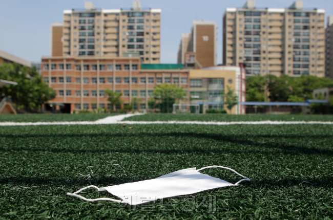 메르스 공포로 전국의 학교 10곳중 1곳이 수업을 중단하고 학교문을 일시 닫았다. 윤병찬 기자/yoon4698@heraldcorp.com