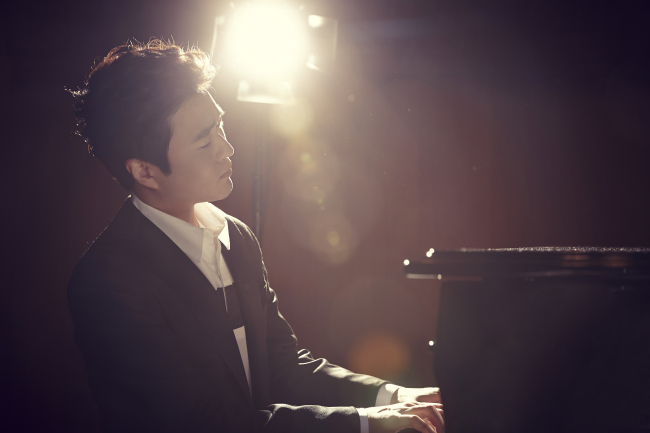 Pianist Dasol Kim. Universal Music Korea