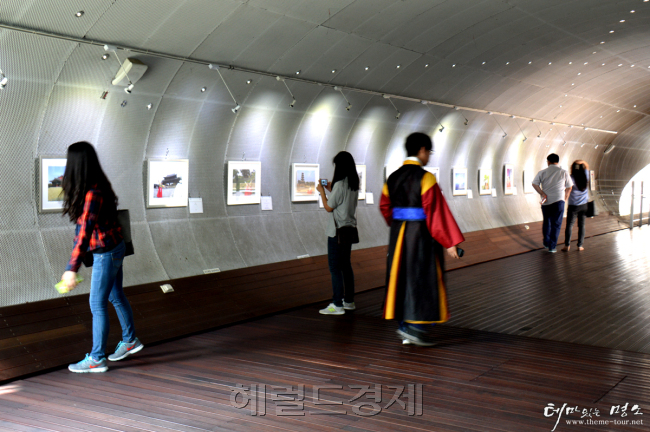 한복여행 사진전시장