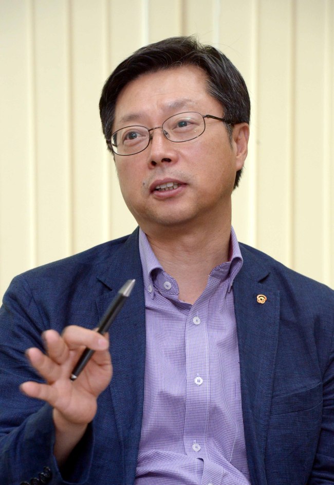 한화첨단소재 이선석 대표이사<br />정희조 기자/checho@heraldcorp.com  150619
한화첨단소재 이선석 대표이사
정희조 기자/checho@heraldcorp.com  150619