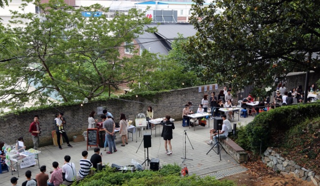 광주 양림동 벼룩시장 풍경. [한국관광공사 제공]