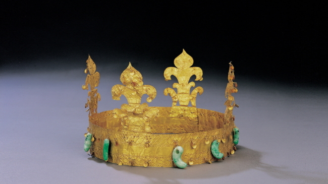 Crown, 5-6th century, Gaya (Leeum)
