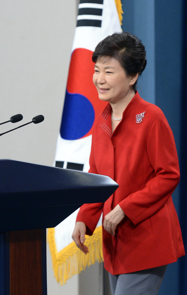 박근혜 대통령이 6일 노동개혁 등 4대 개혁을 강조하는 대국민담화를 발표했다. 박혜묵 기자