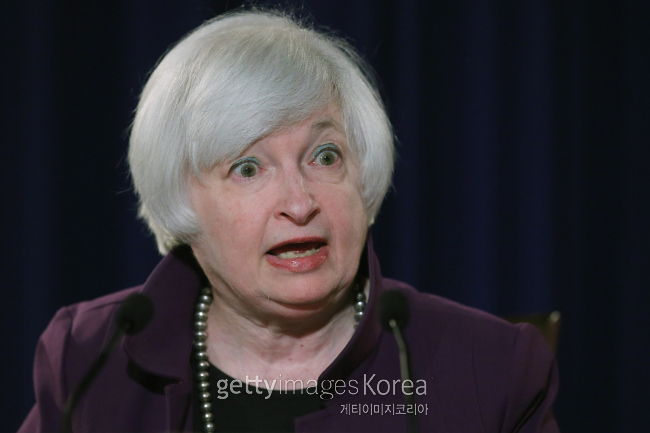 재닛 옐런 연준의장이 지난 6월 FOMC 회의 직후 기자회견을 갖고 있다.