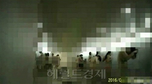 워터파크 몰카, ‘미스터 K’ 닉넴으로 지시…은밀한 거래