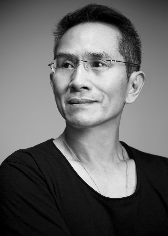 Taiwanese choreographer Lin Hwai-min of the Cloud Gate Dance Theatre.   Courtesy of Liu Chen-hsiang