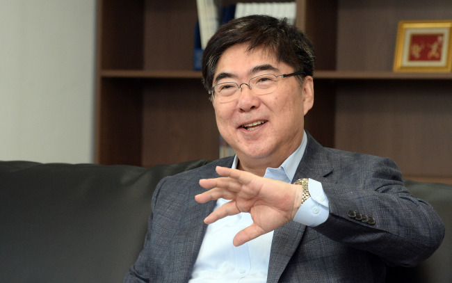 Chun Hong-taek, dean of the Korea Development Institute School of Public Policy and Management (KDI School)