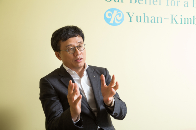 Yuhan-Kimberly president and CEO Choe Kyoo-bok speaks to The Korea Herald  at his office in Seoul this week.    Yuhan-Kimberly