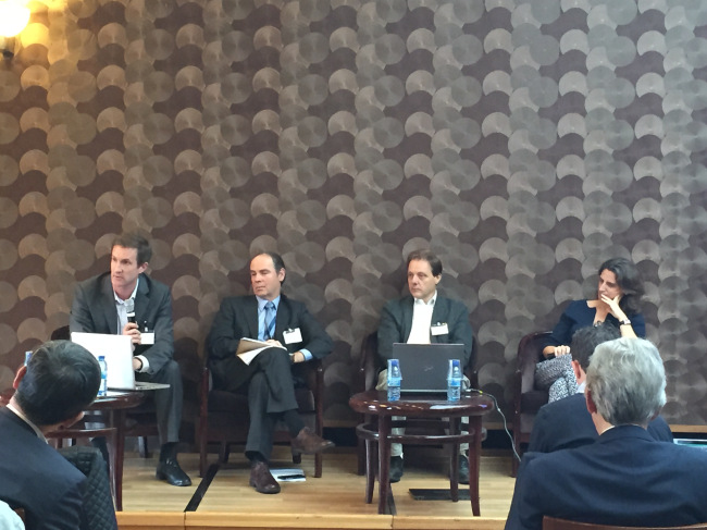 Participants attend the DDPP conference in Paris on Monday. Attendants included SDSN executive director Guido Schmidt-Traub (from left), DDPP director Jim Williams, IDDRI scientific director Michel Colombier and IDDRI director Teresa Ribera. (Lee Hyun-jeong/The Korea Herald)
