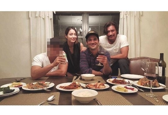 이병헌♥이민정, 변함없는 애정 전선? 미국서 훈훈한 ‘부부 인증샷’
