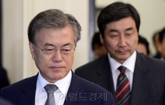 문재인 새정치민주연합 대표가 5일 오전 서울 여의도 국회에서 열린 최고위원회의에 참석하고 있다. 박해묵 기자/mook@heraldcorp.com