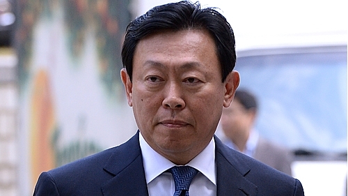 Lotte chairman Shin Dong-bin