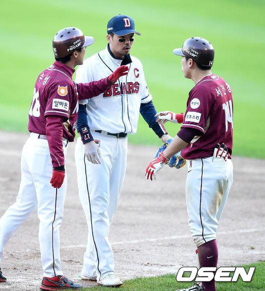 오재원 서건창 신경전…염경엽 “두산에서 계속 우리 선수들 자극” 발끈