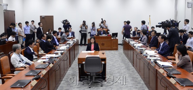 국회 정개특위 회의 모습. [사진=헤럴드경제DB]