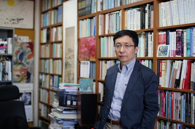 Professor Baek Seung-wook   (Song Sang-ho/The Korea Herald)