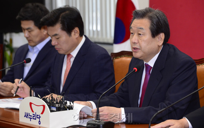 김무성 새누리당 대표가 22일 오전 서울 여의도 국회에서 열린 최고위원회의에서 모두발언을 하고 있다. 박해묵 기자/mook@heraldcorp.com