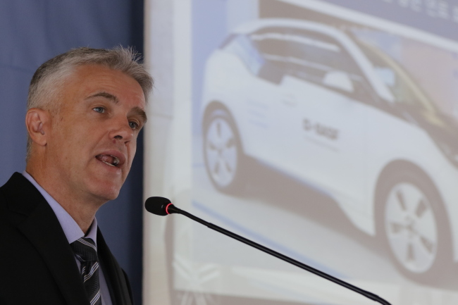 BASF’s Performance Materials Asia Pacific senior vice president Andy Postlethwaite speaks in a press conference in Seoul on Wednesday. (BASF Korea)