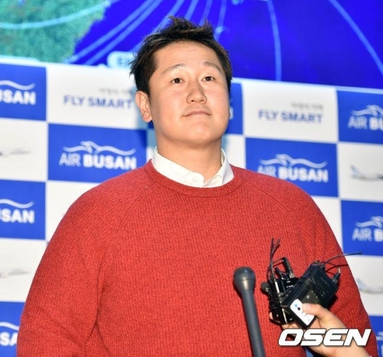 이대호 “롯데복귀설? 금시초문”…“박병호와 서로 나쁜 영향 없을 것”