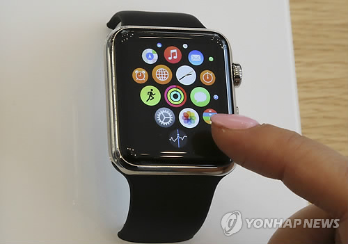 California-based Apple’s Apple Watch, sporting an OLED display produced by LG Display. (LGE)