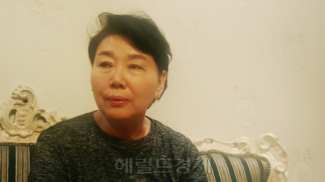 서울 성북동 ‘국시집’ 사장 이수자 씨