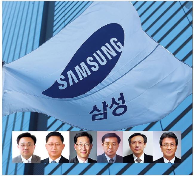 From left: Koh Dong-jin, president of mobile communications business division at Samsung Electronics; Chung Chil-hee, president of Samsung Advanced Institute of Technology; Ko Han-sung, president and CEO of Samsung Bioepis; Han In-gyu, president of Hotel Shilla Duty Free; Sung Yeol-woo, president of the legal team at Samsung Corporate Strategy Office; and Chung Hyun-ho, president of corporate human resources at Samsung Corporate Strategy Office (Yonhap)