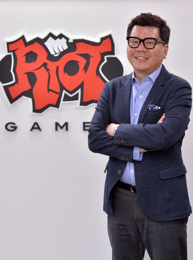 Riot Games’ Korean manager Woody Rhee.   Lee Sang-sub/The Korea Herald