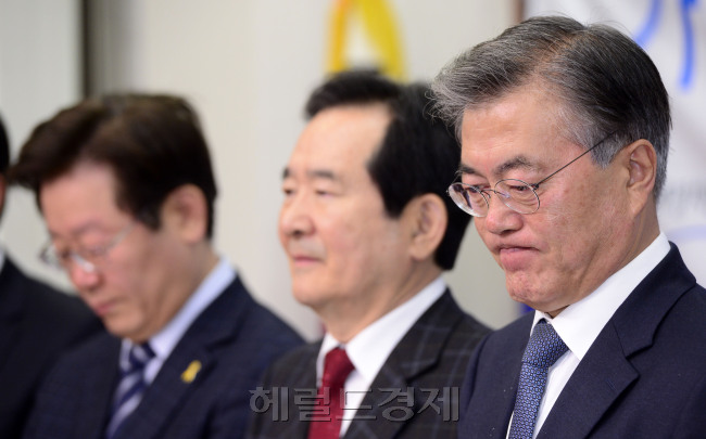 문재인 새정치민주연합 대표가 9일 오전 서울 여의도 국회에서 열린 가계부채특위 출범식을 가지고 있다. 박해묵 기자/mook@heraldcorp.com