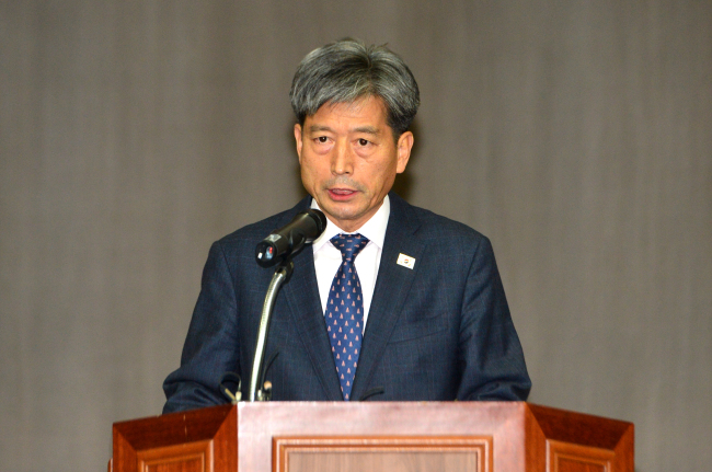 Seoul’s Vice Unification Minister Hwang Boo-gi speaks during a press conference on Saturday. (Yonhap)
