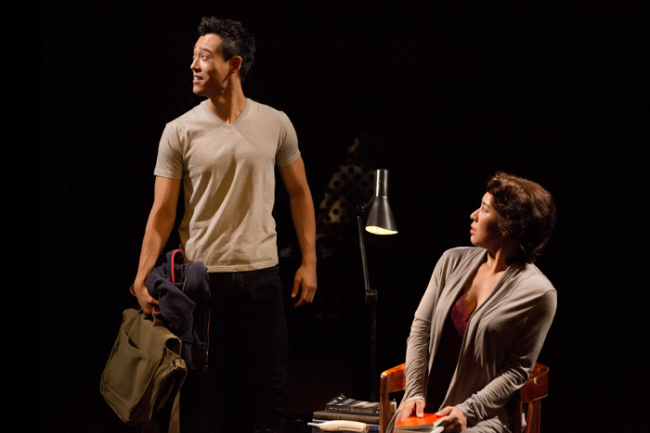 A scene from the musical “Next to Normal,” which is being staged at the Doosan Art Center in Seoul until March 13.   Prain